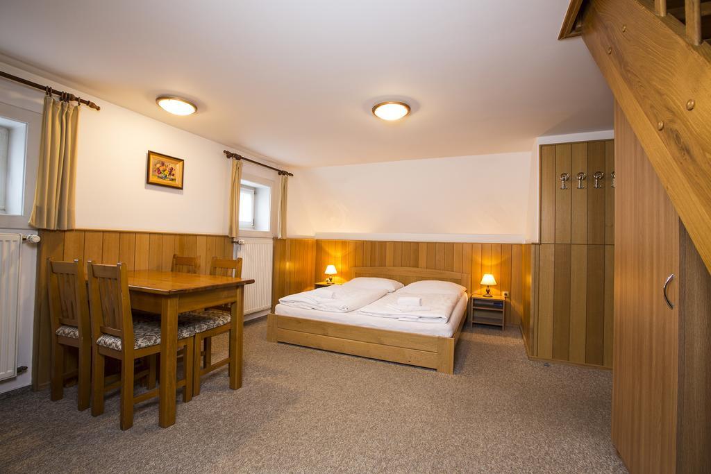 Penzion Barborka Hotel Rokytnice nad Jizerou Bagian luar foto